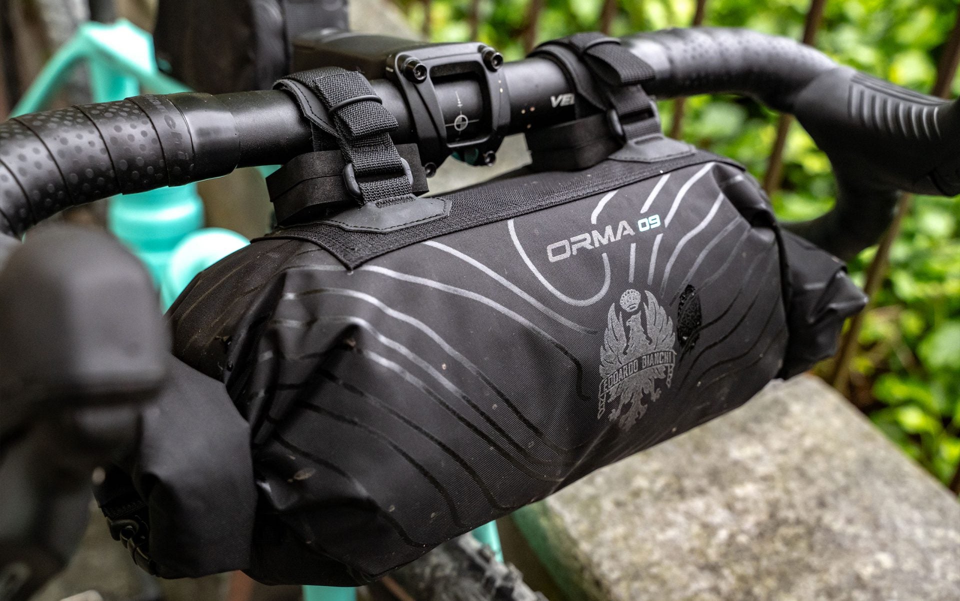 Bianchi Arcadex Bag Set Black – Cambria Bike - Main Image