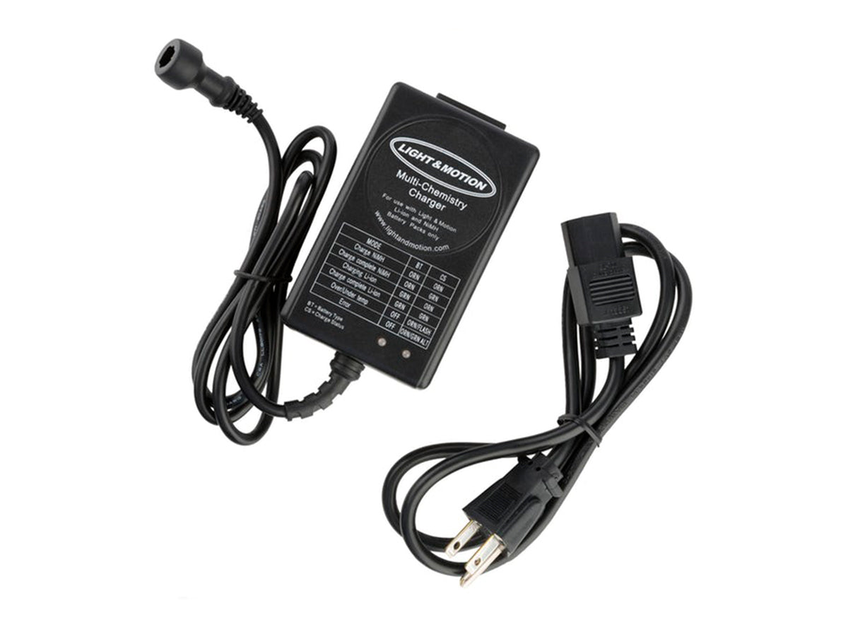 Light and Motion Multi Chem Turbo Charger Black