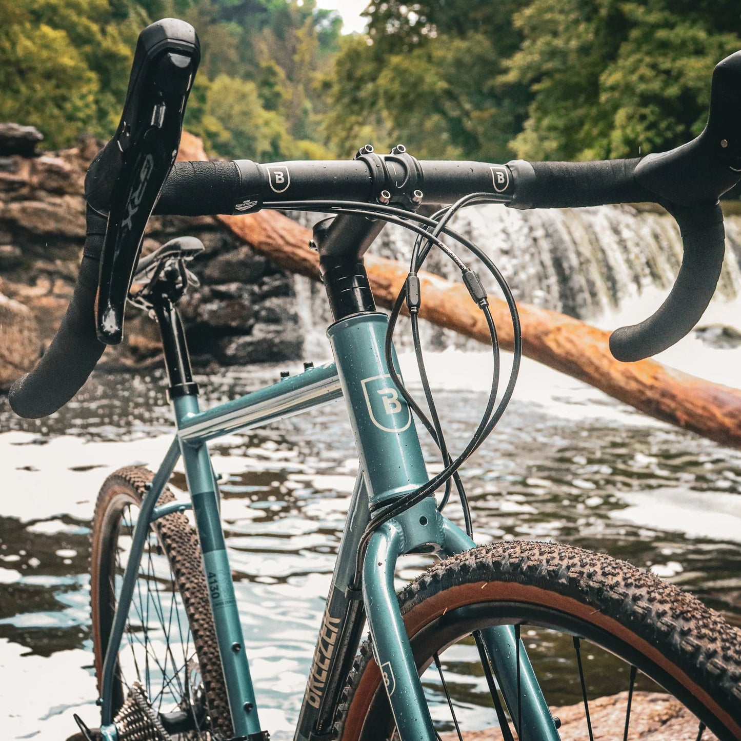 Breezer Inversion X Comp 700c - Pearl Aqua Blue