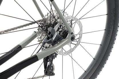 Haro Buzzard Carbon 2 700c - Gloss Jet Black and Gray-Copper