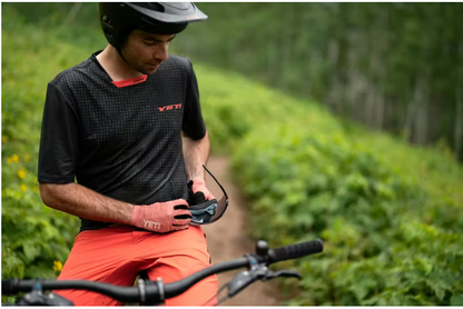 Yeti Enduro Short Sleeve MTB Jersey - Obsidian Halftone