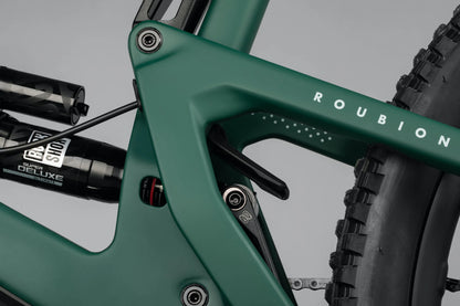 Juliana Roubion Carbon MX - S Kit - Matt Jade Green - 2024