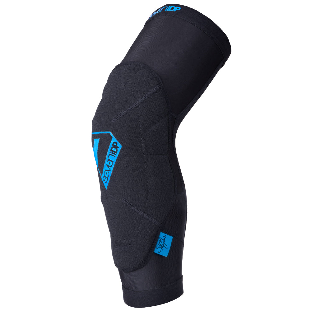 7 iDP Sam Hill Knee Pads - Black