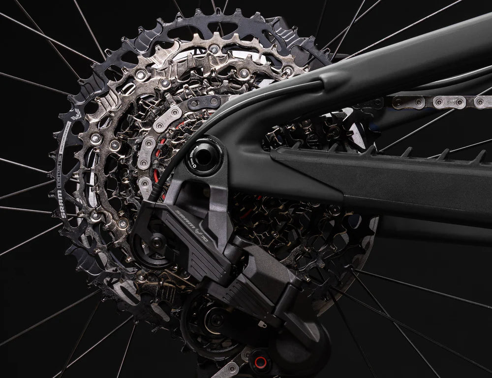 Santa Cruz Bronson Carbon MX - 70 Kit - Gloss Carbon - 2026