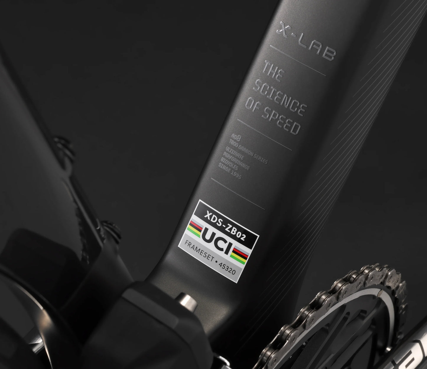 X-Lab AD8 700c - Strata Grey-Black