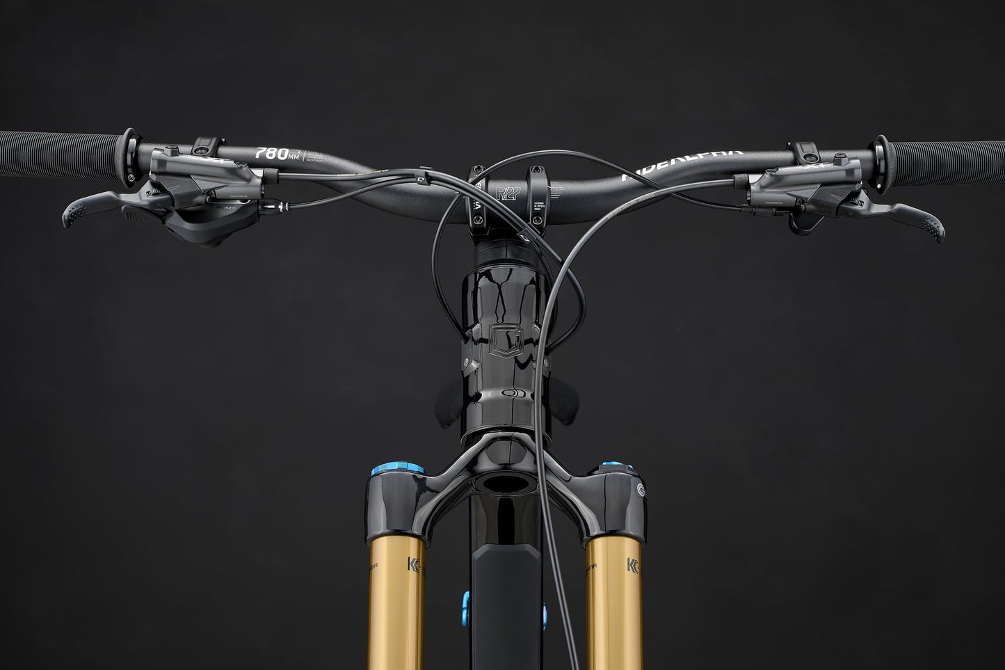 Commencal Clash V3 27.5 - Signature - Pure Black