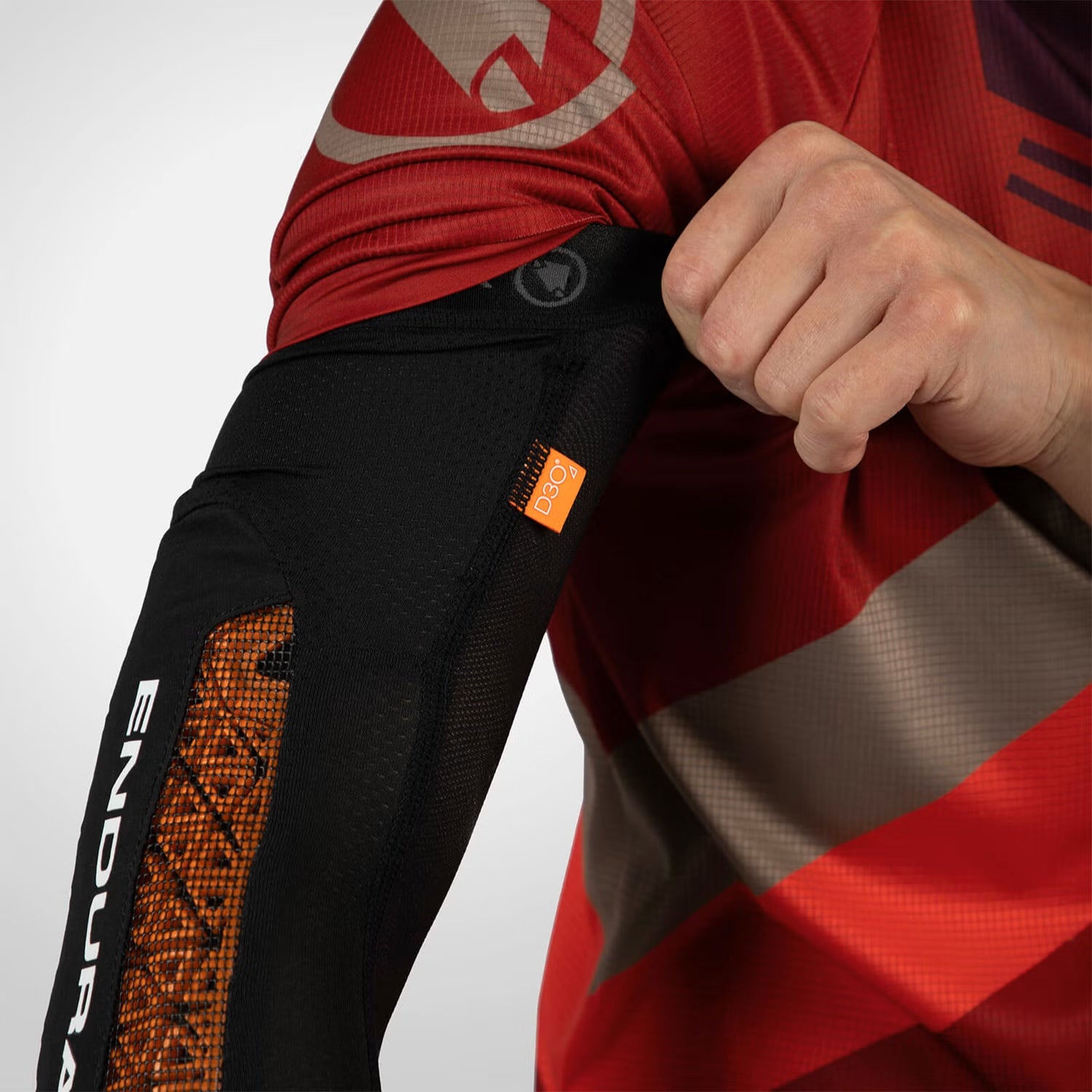 Endura MT500 D3O Elbow Pad - Thumbnail 3