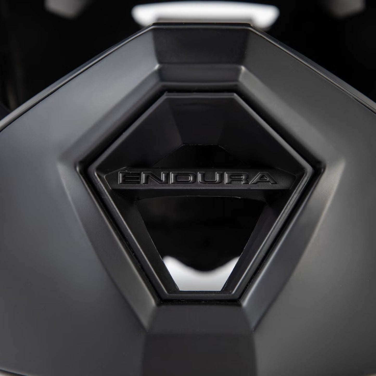 Endura SingleTrack MIPS Full Face Helmet - Black