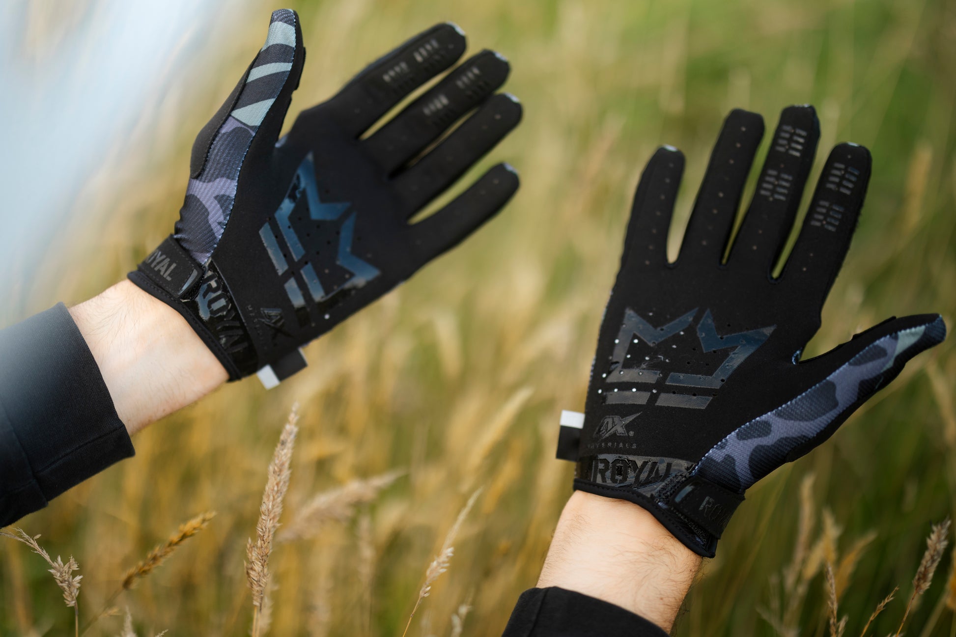 Royal Core MTB Glove - Skin Olive-Black - Olive Royal Core MTB Glove - Skin Olive-Black - Olive