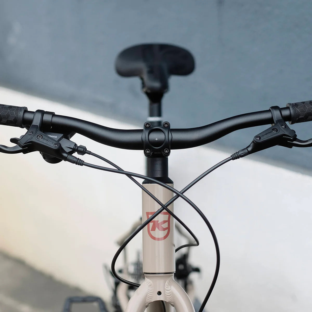 Kona Dew 700c - Satin Toffee - 2025