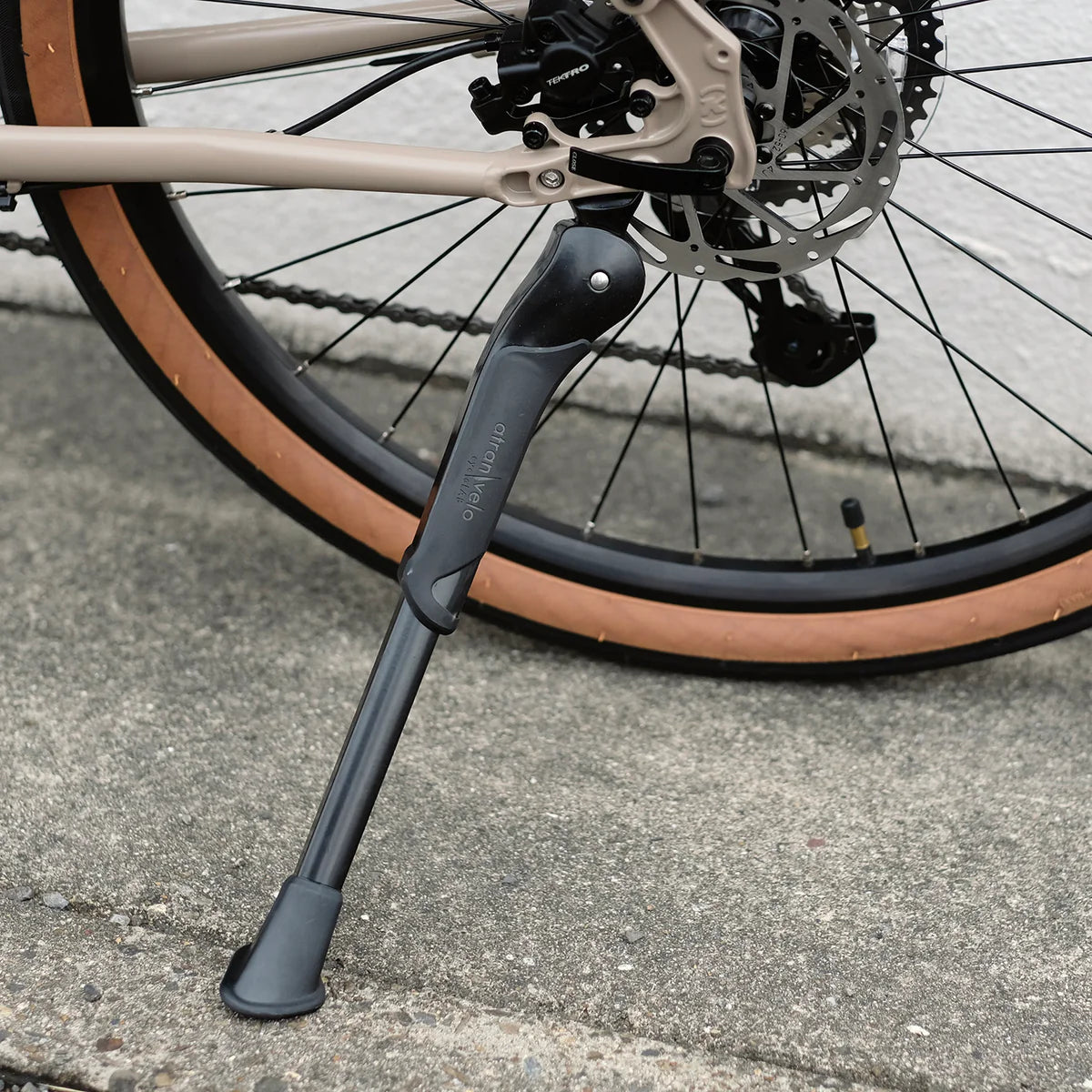 Kona Dew 700c - Satin Toffee - 2025