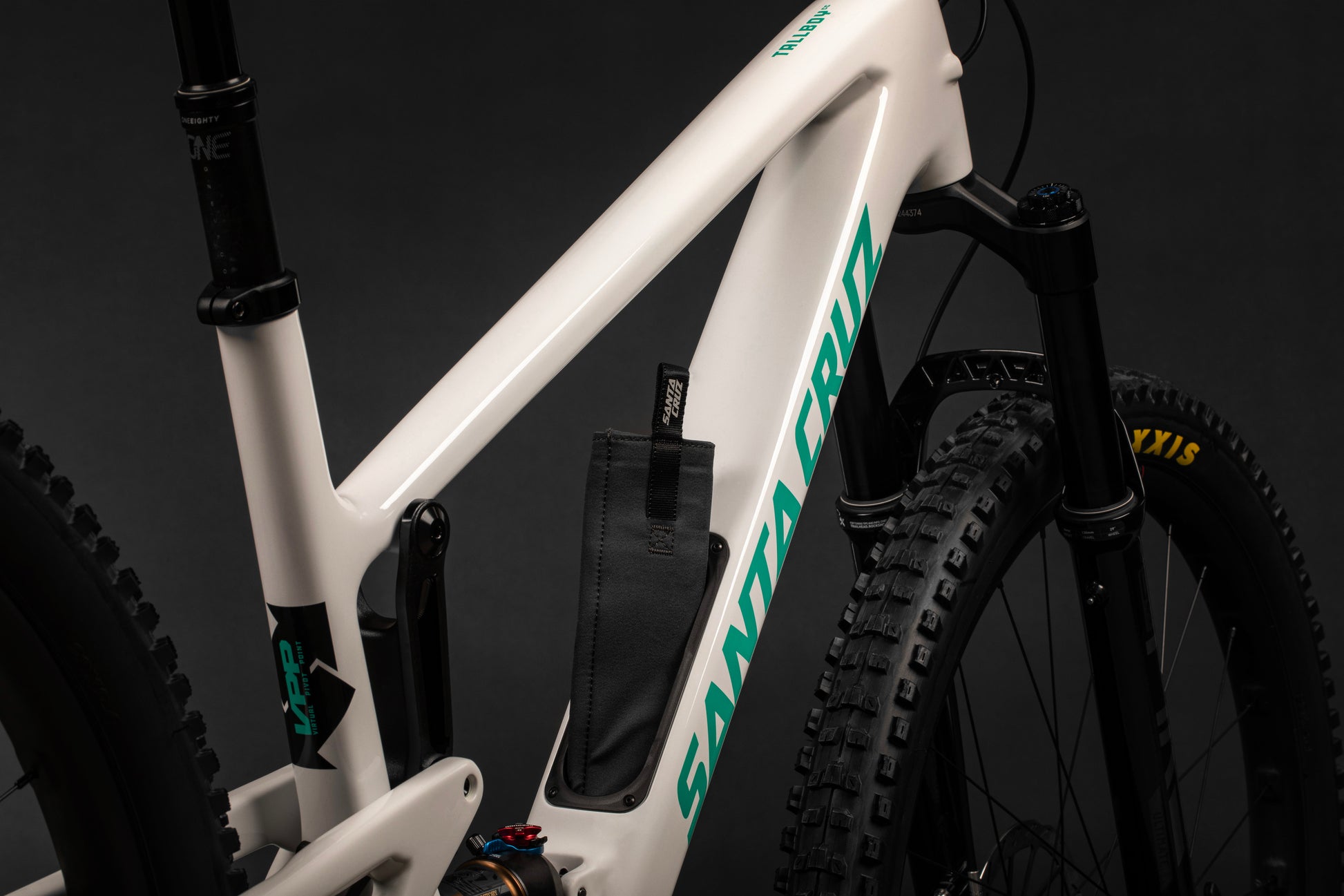 Santa Cruz Tallboy CC 29 X0 AXS Gloss White 2024 – Cambria Bike