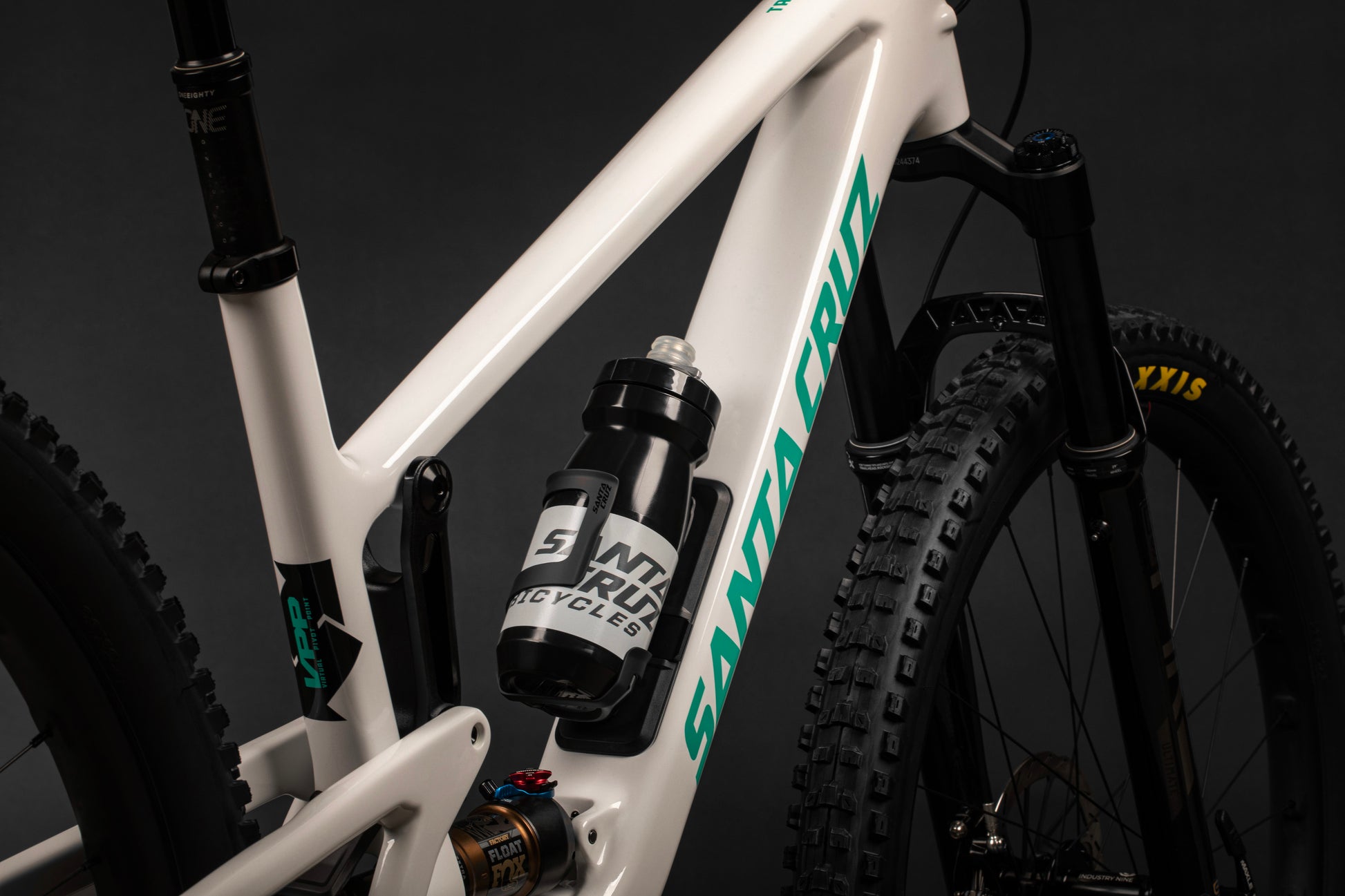 Santa Cruz Tallboy CC 29 X0 AXS Gloss White 2024 – Cambria Bike