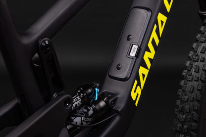 Santa Cruz Nomad Carbon MX - 70 Kit - Matt Black - 2026