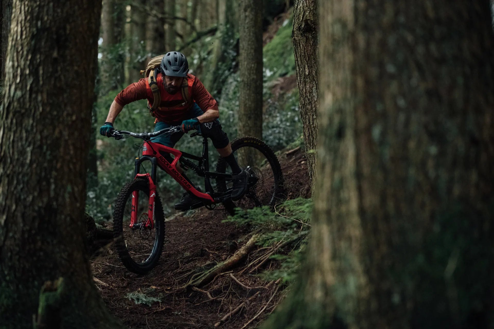 Marzocchi Bomber Z 170 29 15QRx110 - Red - 2026 – Cambria Bike Marzocchi Bomber Z 170 29 15QRx110 - Red - 2026 – Cambria Bike