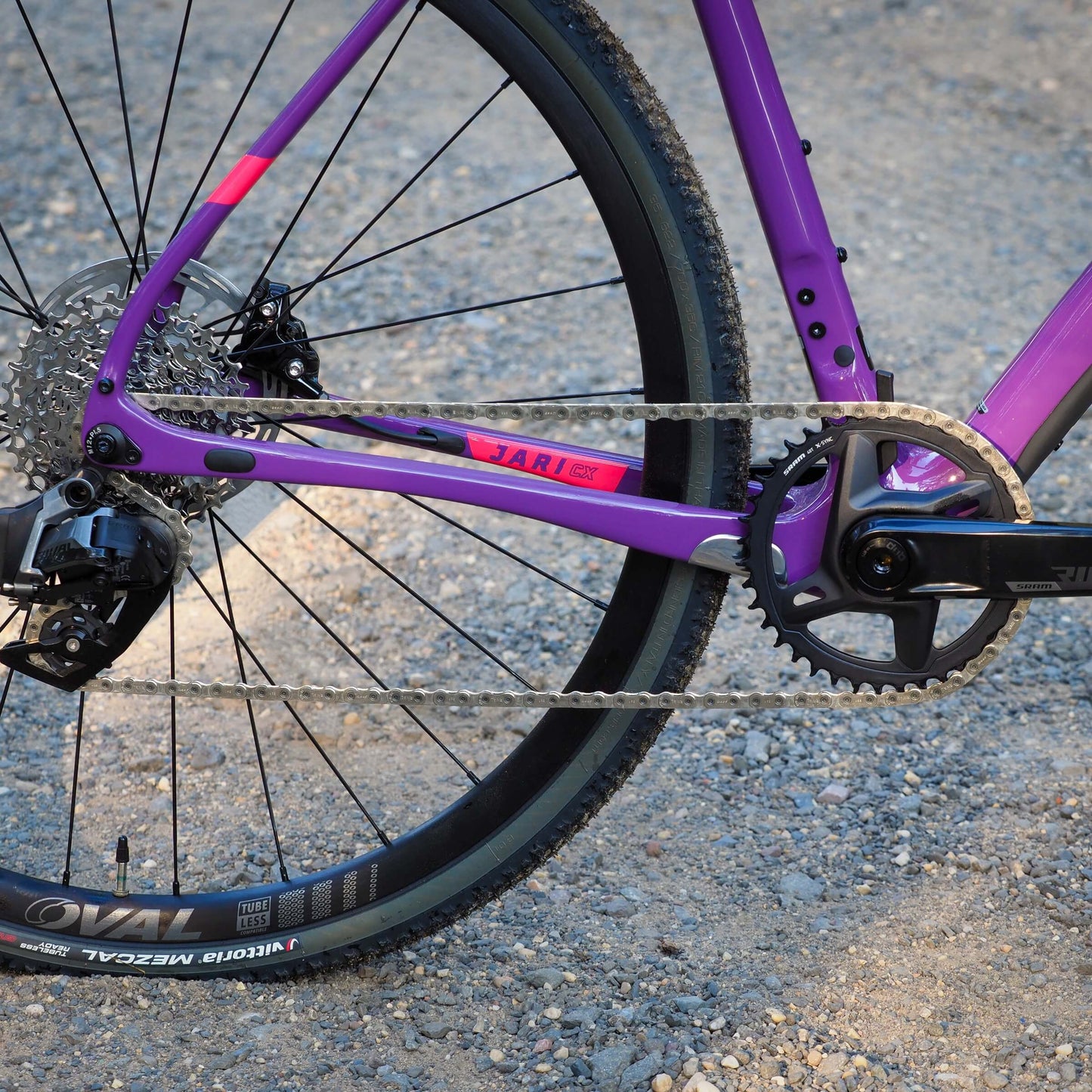 Fuji Jari Carbon CX 700c Gravel Bike - Eggplant