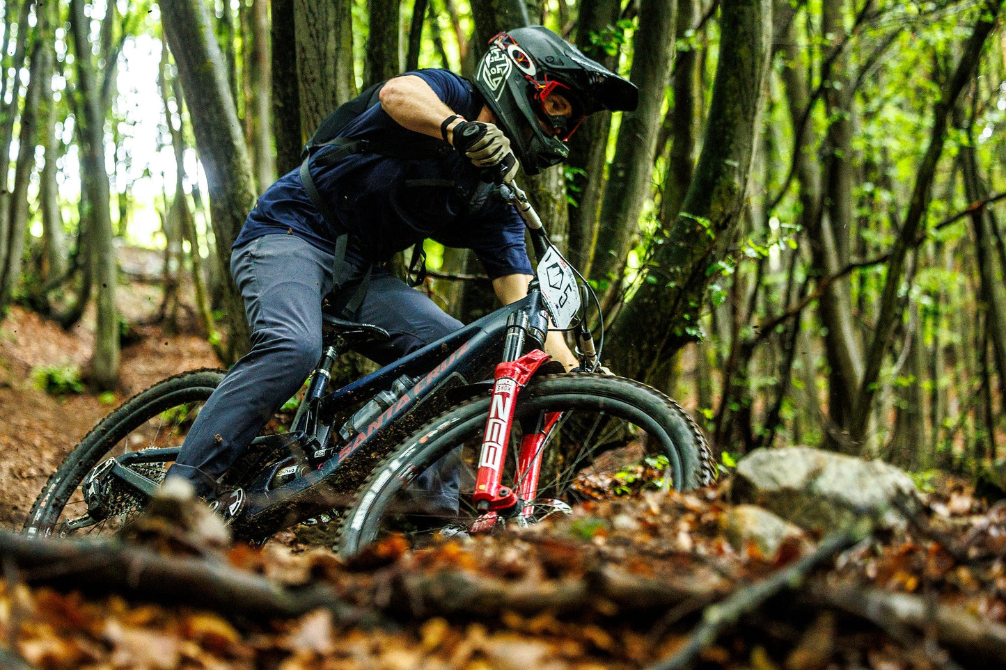 Santa Cruz Nomad Carbon MX - 90 Kit - Gloss Coral - 2026