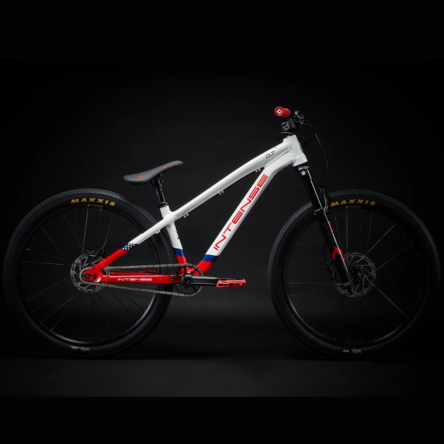 Intense DJ 26 Expert White Red Blue Anniversary Ed 2024 Cambria Bike