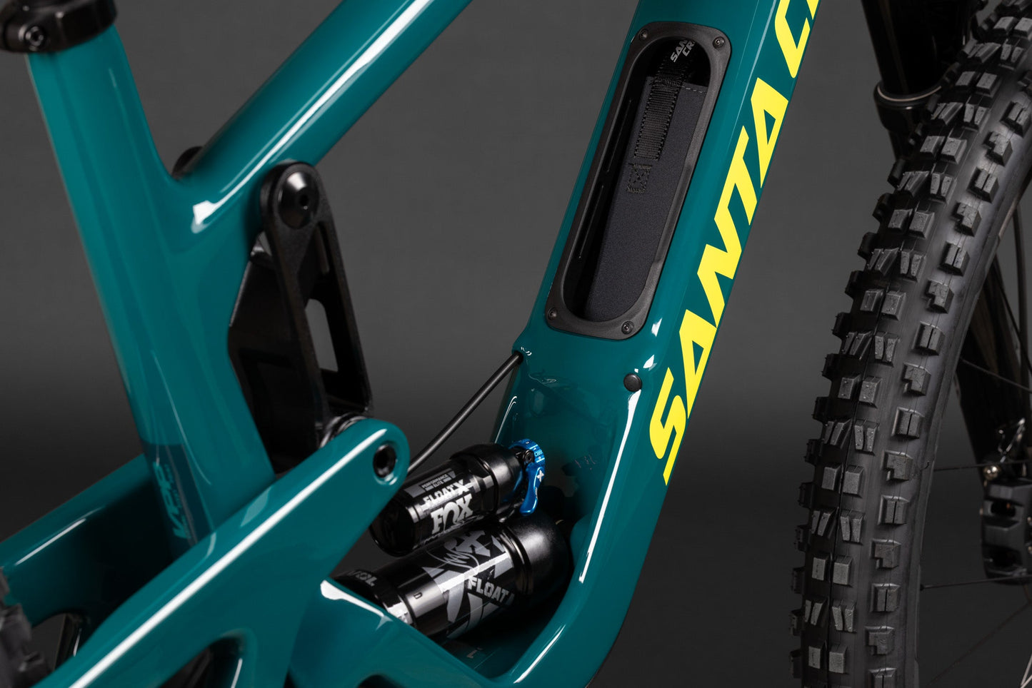 Santa Cruz Hightower Carbon 29 - R Kit - Gloss Green Day - Ex-Display