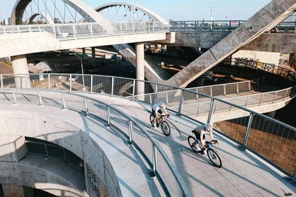 Cervelo Soloist 700c Road Bike - 105 Di2 - Dried Amaranth