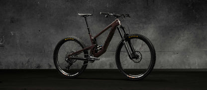 Santa Cruz Nomad Carbon MX - GX AXS - Gloss Stormbringer Purple - 2025