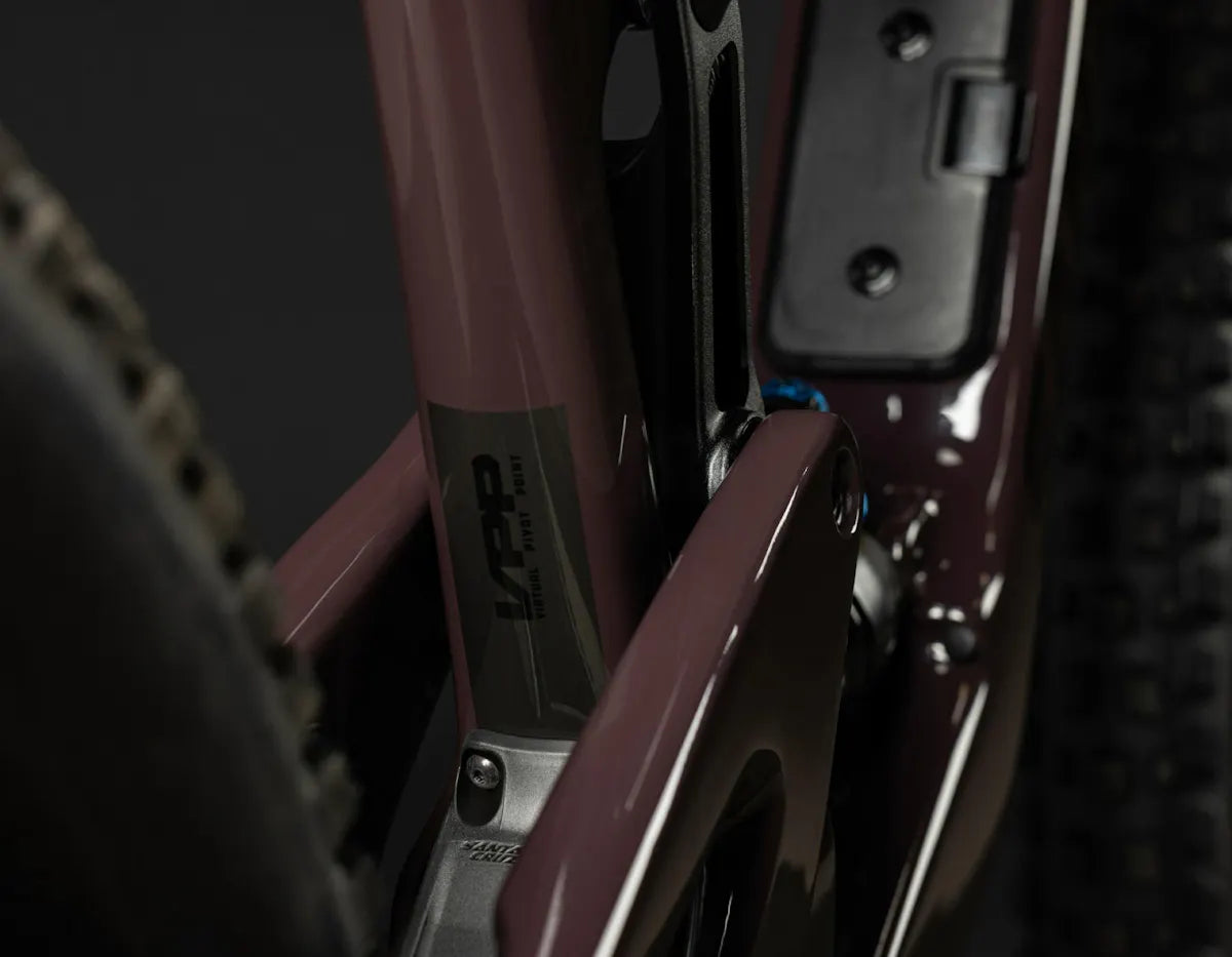 Santa Cruz Nomad Carbon MX - GX AXS - Gloss Stormbringer Purple - Ex-Display