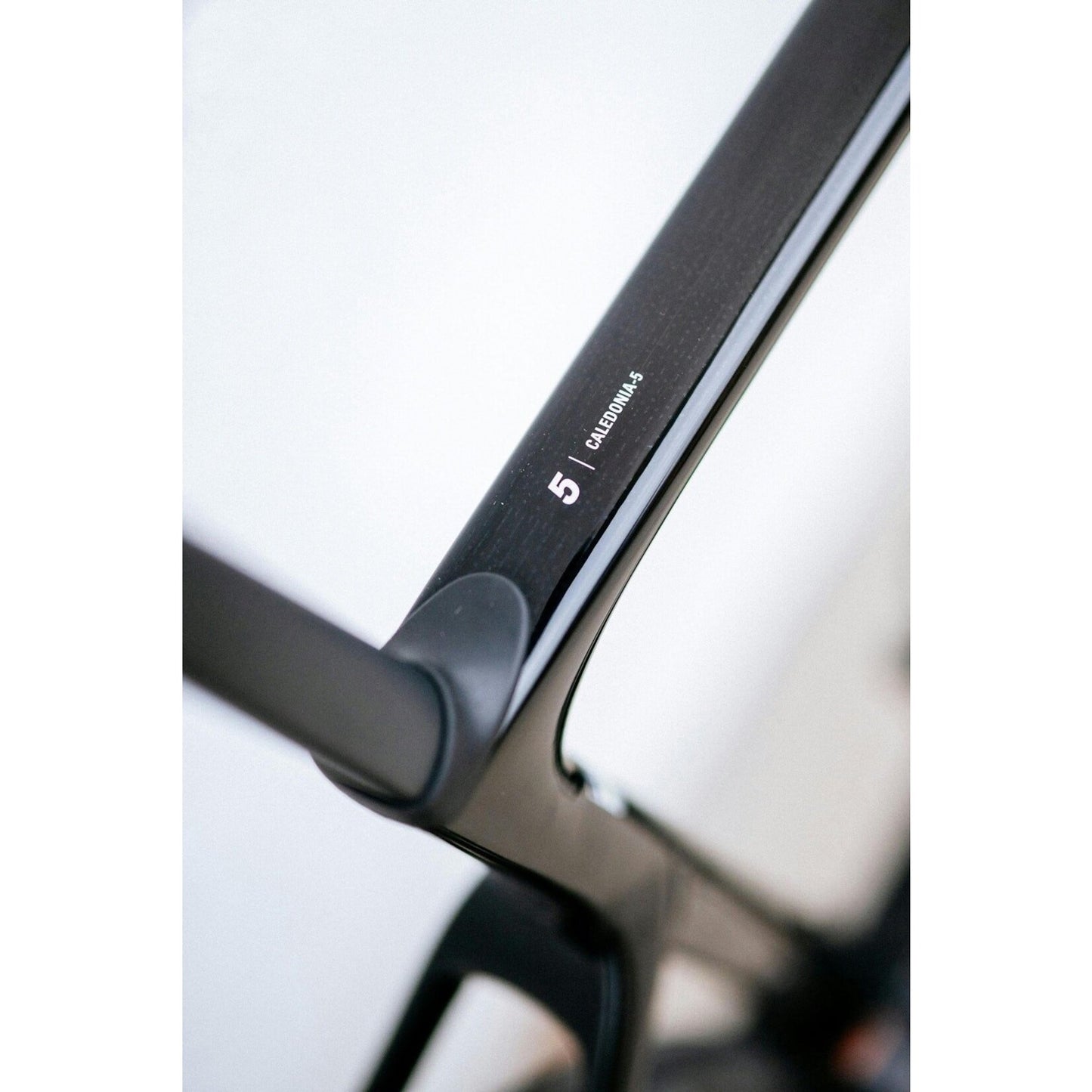 Cervelo Caledonia-5 Ultegra Di2 700c - Five Black - Ex-Display