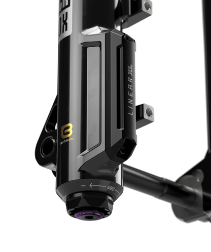 RockShox Lyrik Ultimate Charger 3.2 RC2 160 27.5" 15TAx110 - Gloss Black