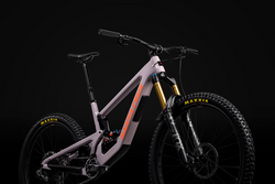 Santa Cruz Nomad Carbon MX - S Kit - Gloss Gypsum - 2023