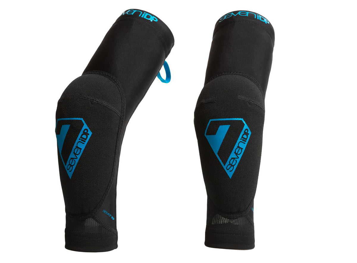 7 iDP Transition Elbow Pad - Youth - Black Black Small/Medium 