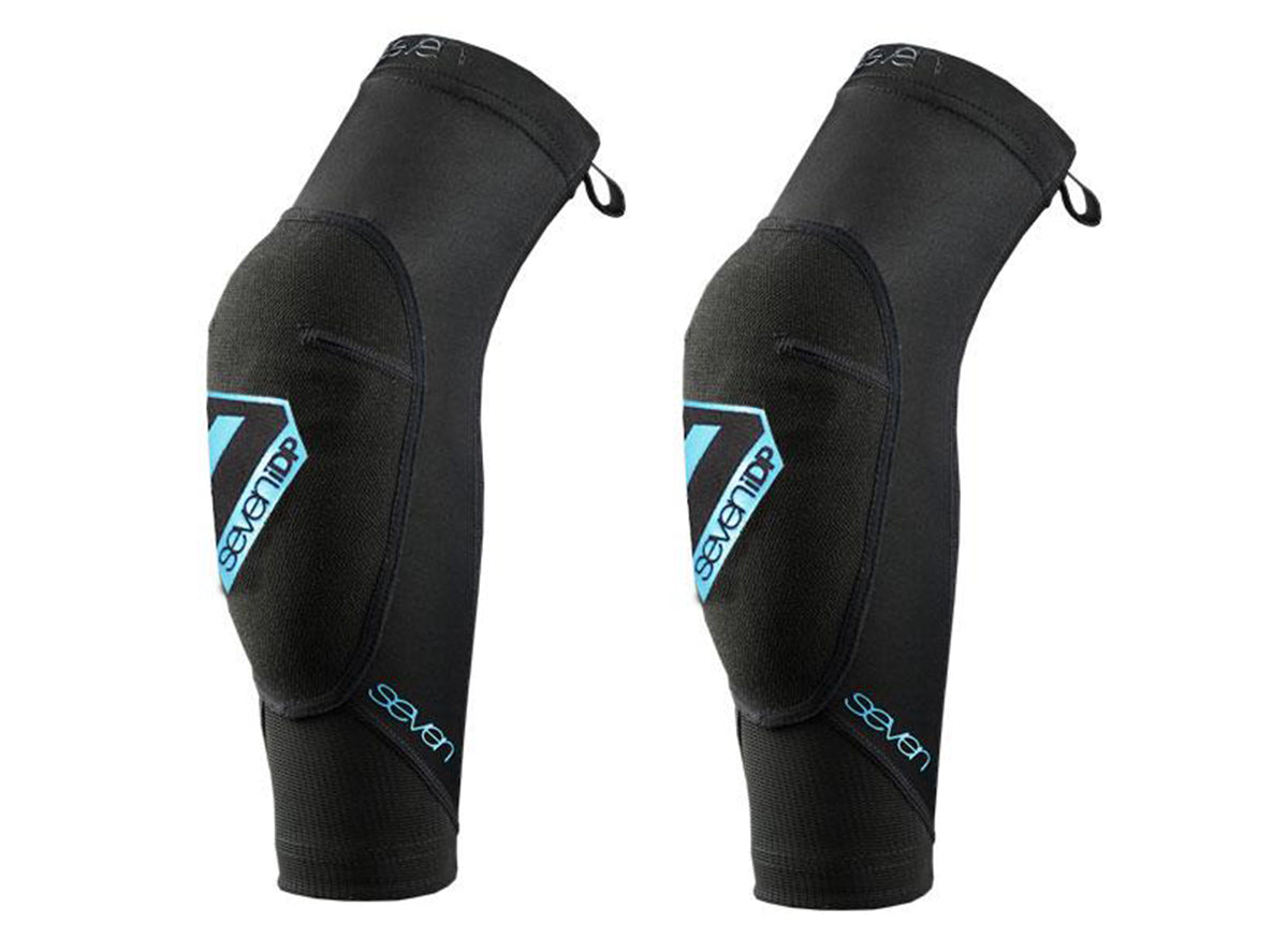7 iDP Transition Knee Pads - Youth - Black