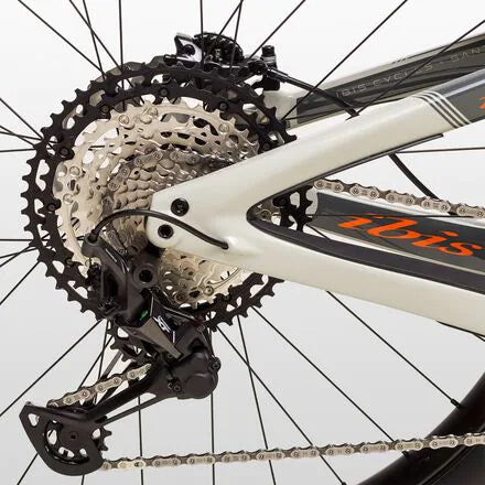 Ibis Mojo 4 27.5 - XT/S35 Carbon Wheels - Dirty White Board - 2022