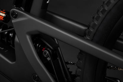 Santa Cruz Nomad CC MX - X01 - Matt Carbon - 2023