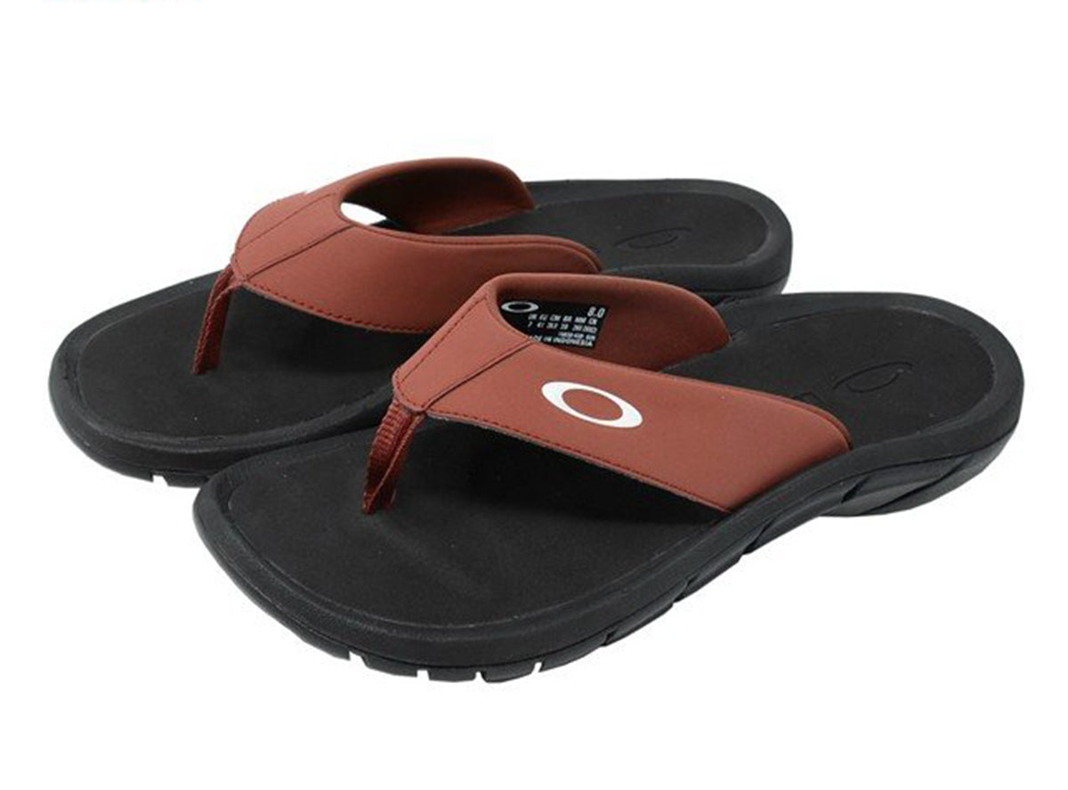 Oakley men's super coil 2.0 online sandal