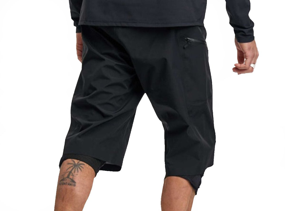 Race Face Conspiracy Short - Black