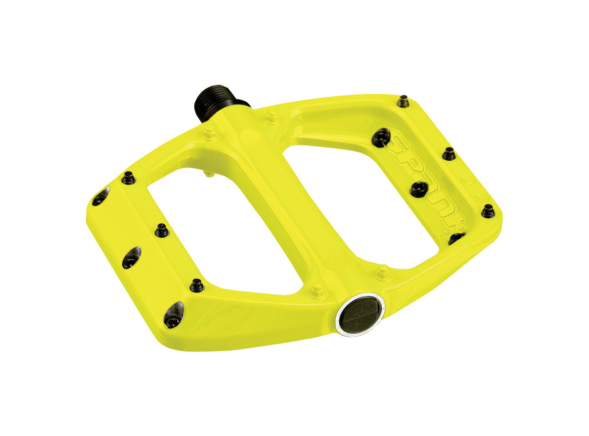 Spank Spoon DC Flat Pedals - Yellow - 2021 Yellow  