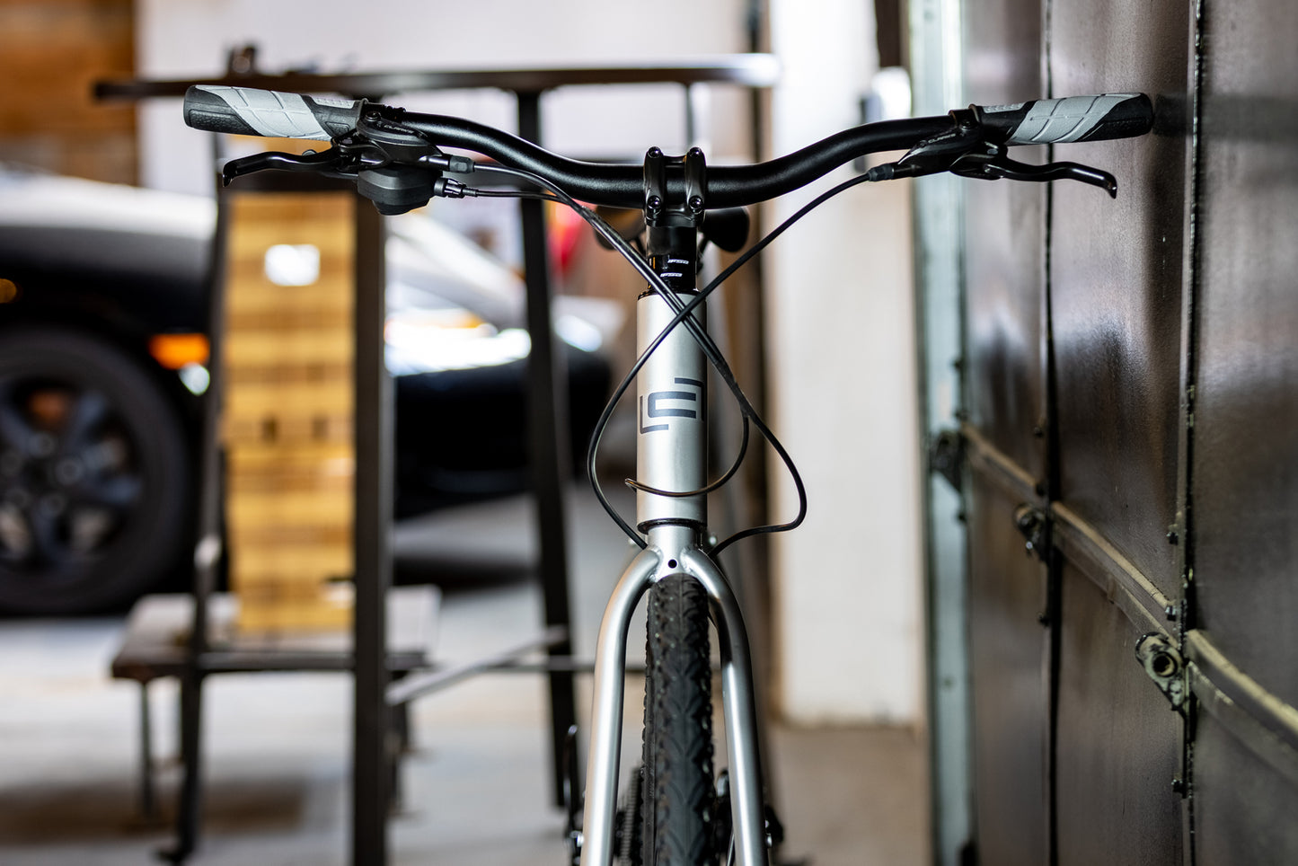 Ceres UB2 700c 9 Spd Hybrid MTB Bike - Gray