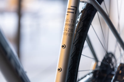 Ceres UB2 700c 9 Spd Hybrid MTB Bike - Gray