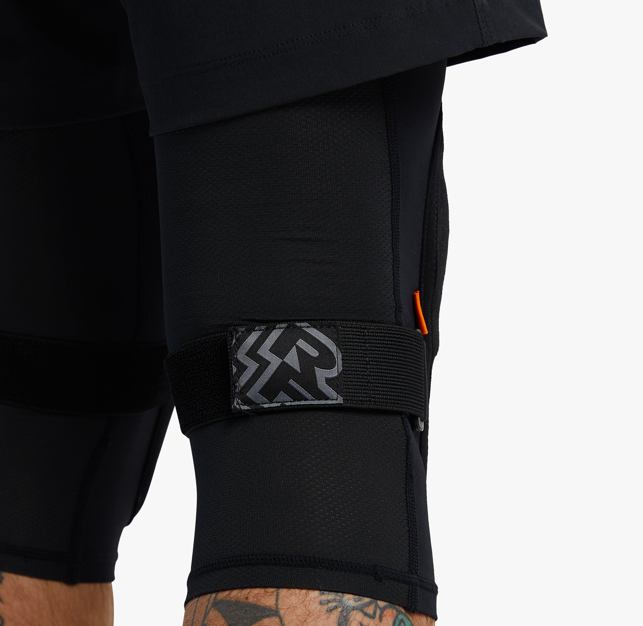 Race Face Indy Knee - Thumbnail 4