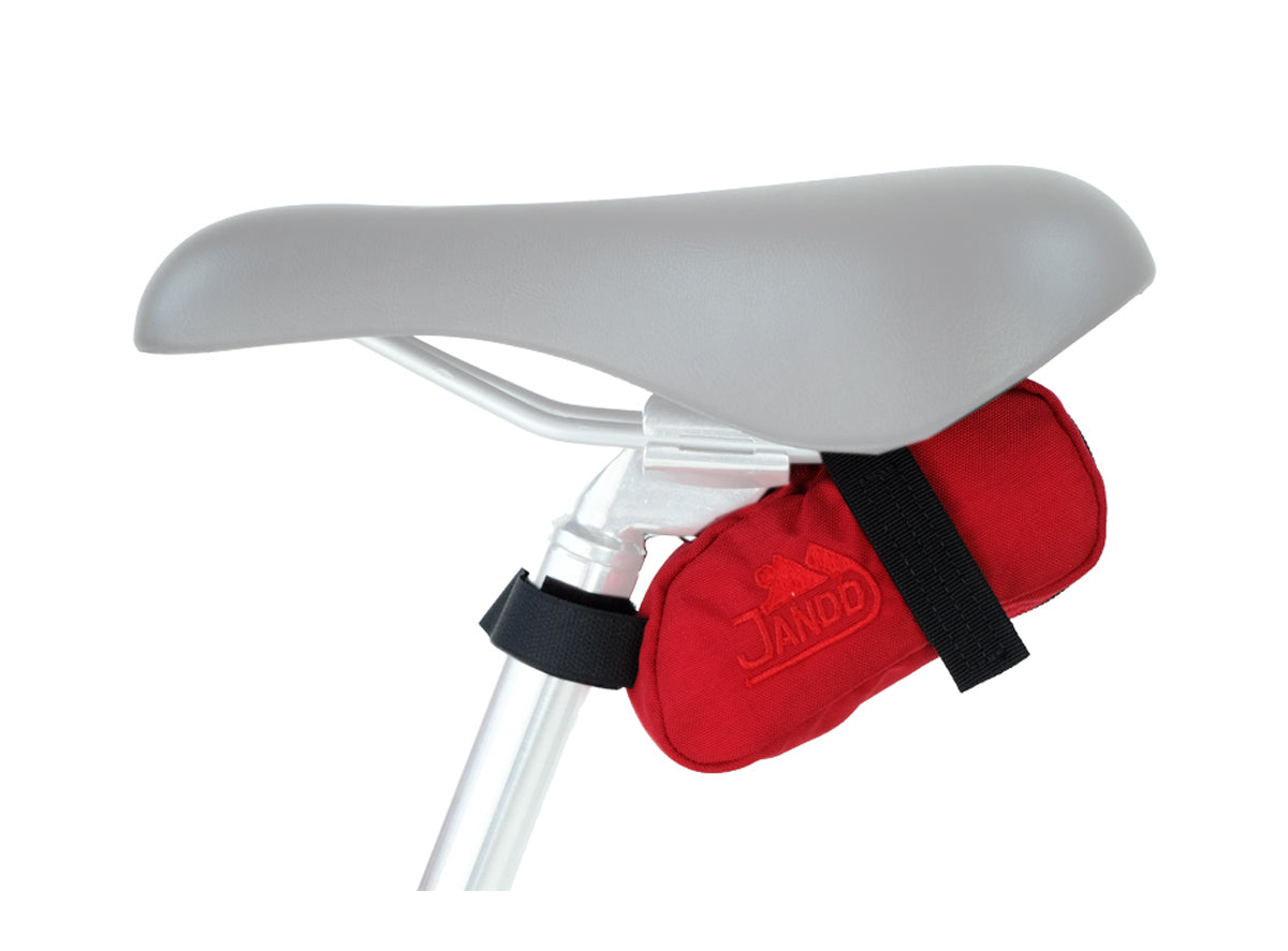 Red bike best sale saddle bag